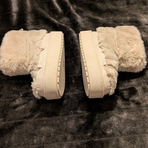 Creme beige faux fur women's strappy ties ankle boot,size8 - Picture 4 of 6